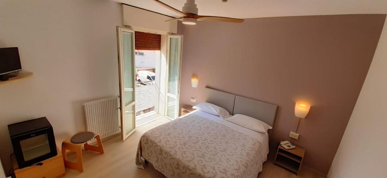 Albergo Centrale Tarcento Exteriér fotografie