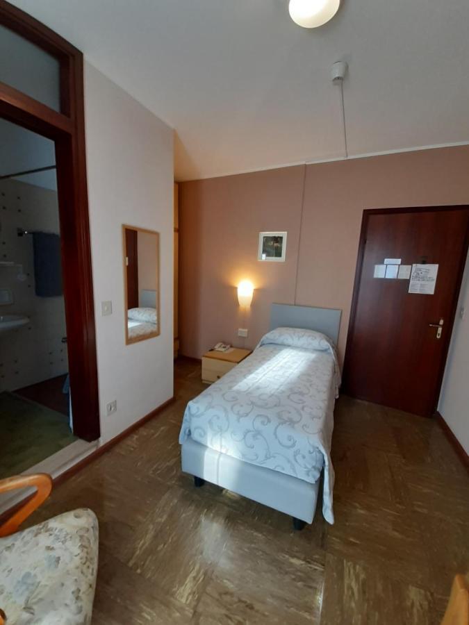 Albergo Centrale Tarcento Exteriér fotografie
